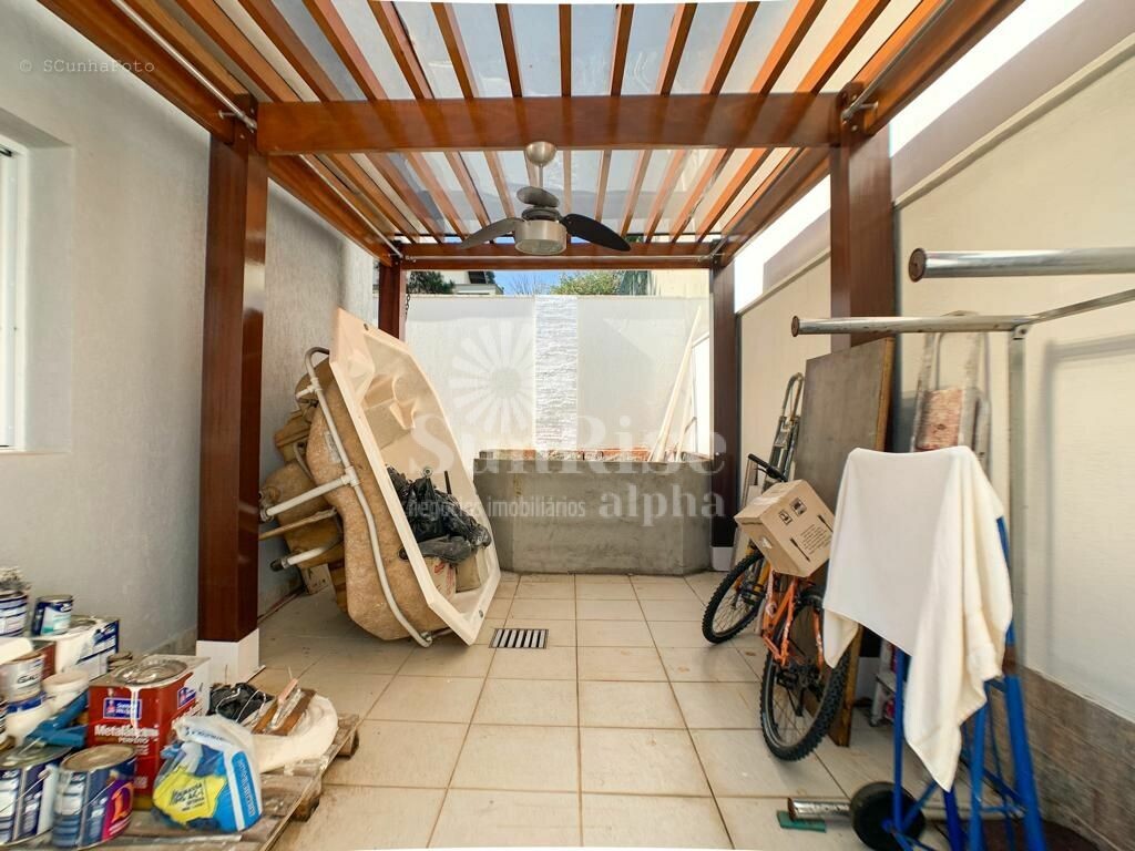 Casa à venda com 3 quartos, 300m² - Foto 57