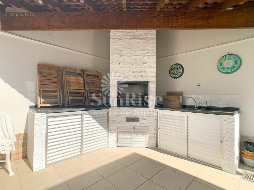 Casa à venda com 3 quartos, 300m² - Foto 58