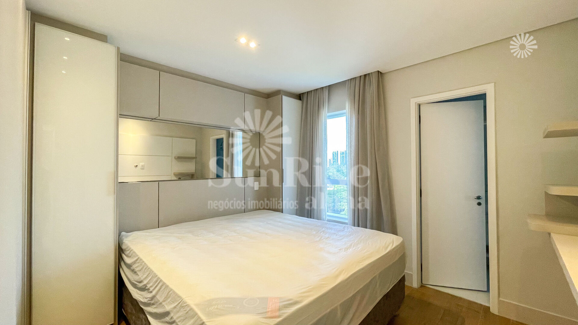 Apartamento para alugar com 2 quartos, 70m² - Foto 24