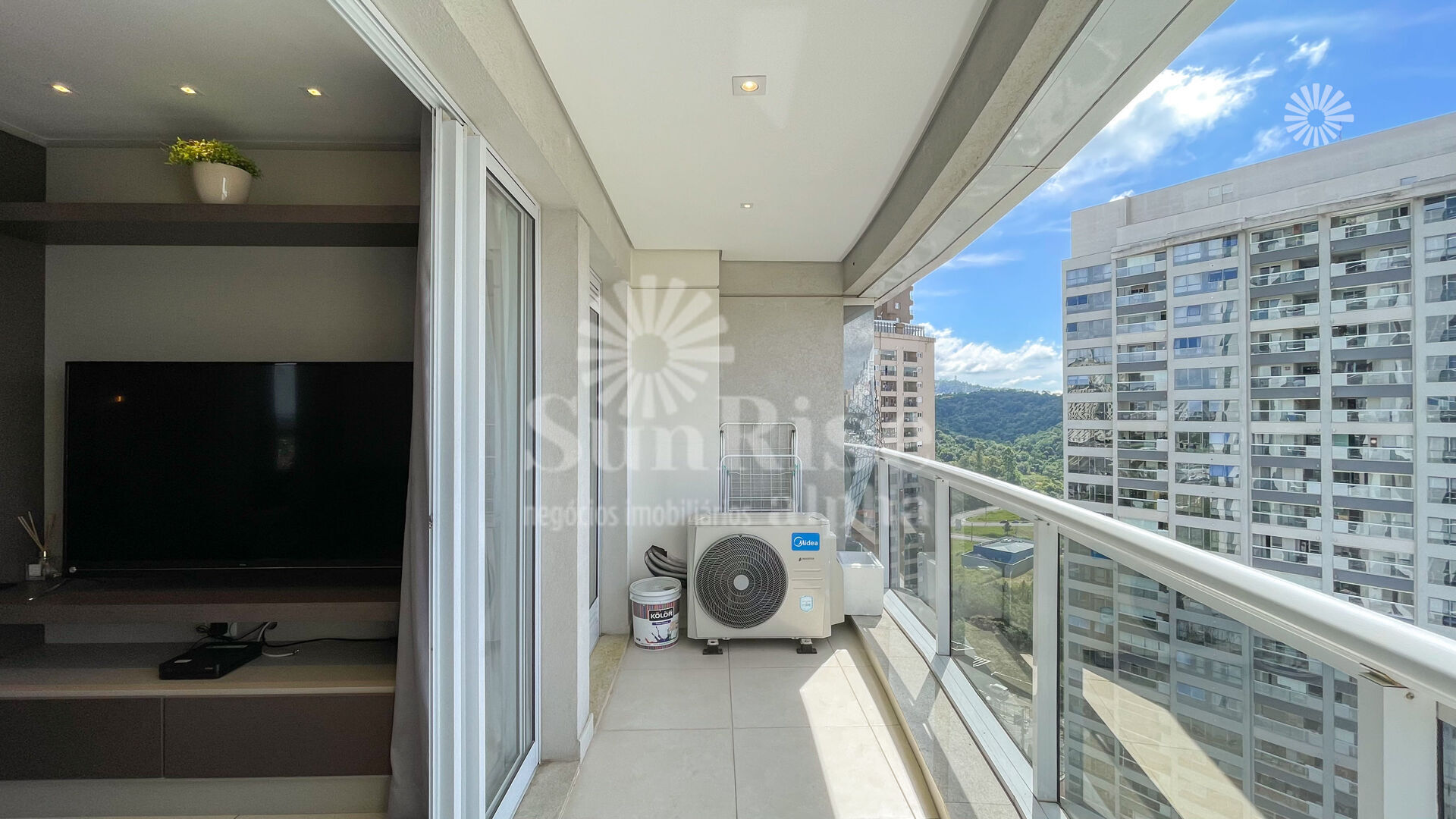 Apartamento para alugar com 2 quartos, 70m² - Foto 18