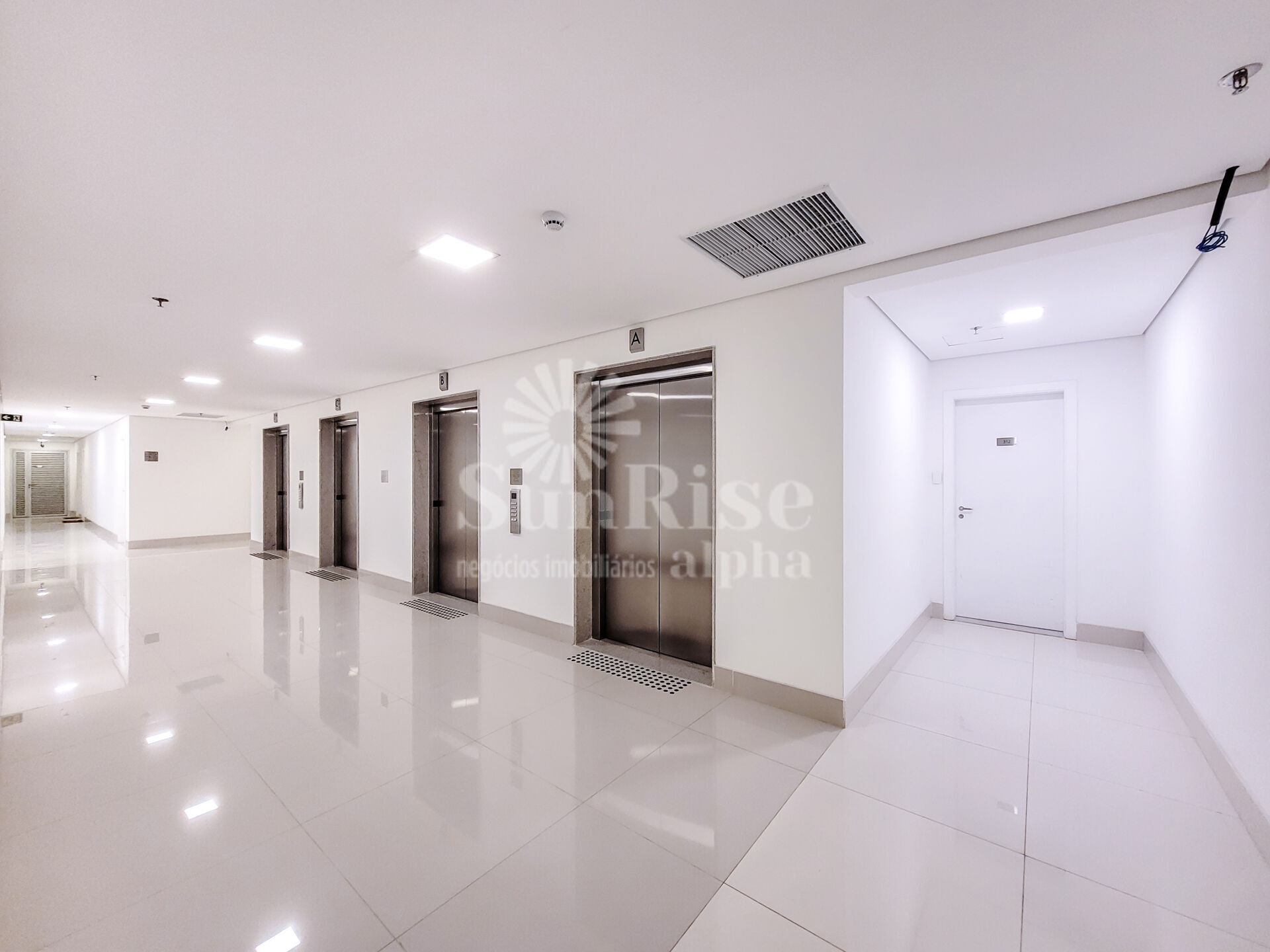 Conjunto Comercial-Sala para alugar com 1 quarto, 46m² - Foto 4