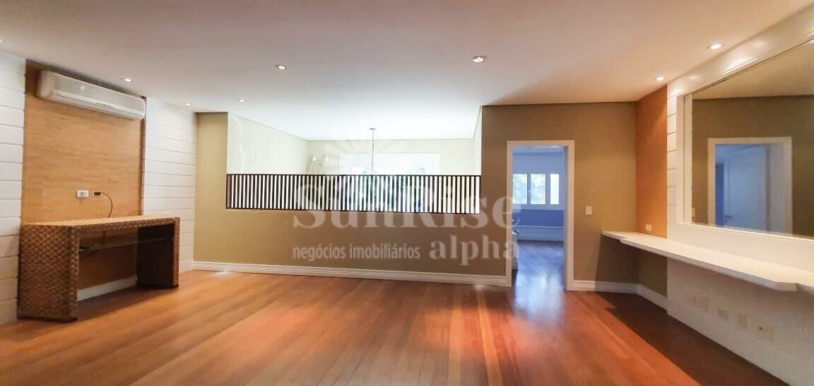 Casa à venda com 4 quartos, 900m² - Foto 12