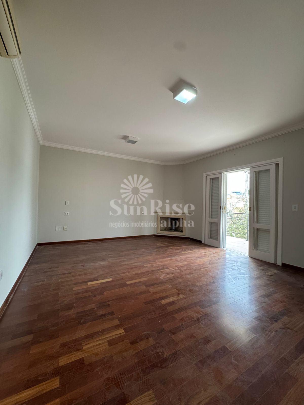 Casa para alugar com 5 quartos, 500m² - Foto 12