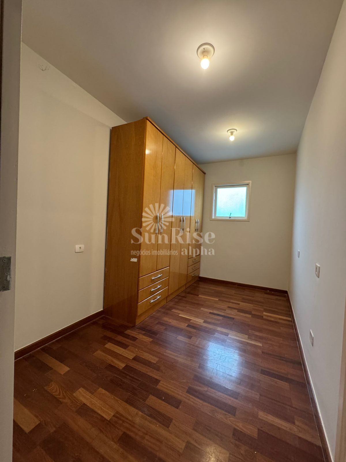 Casa para alugar com 5 quartos, 500m² - Foto 10