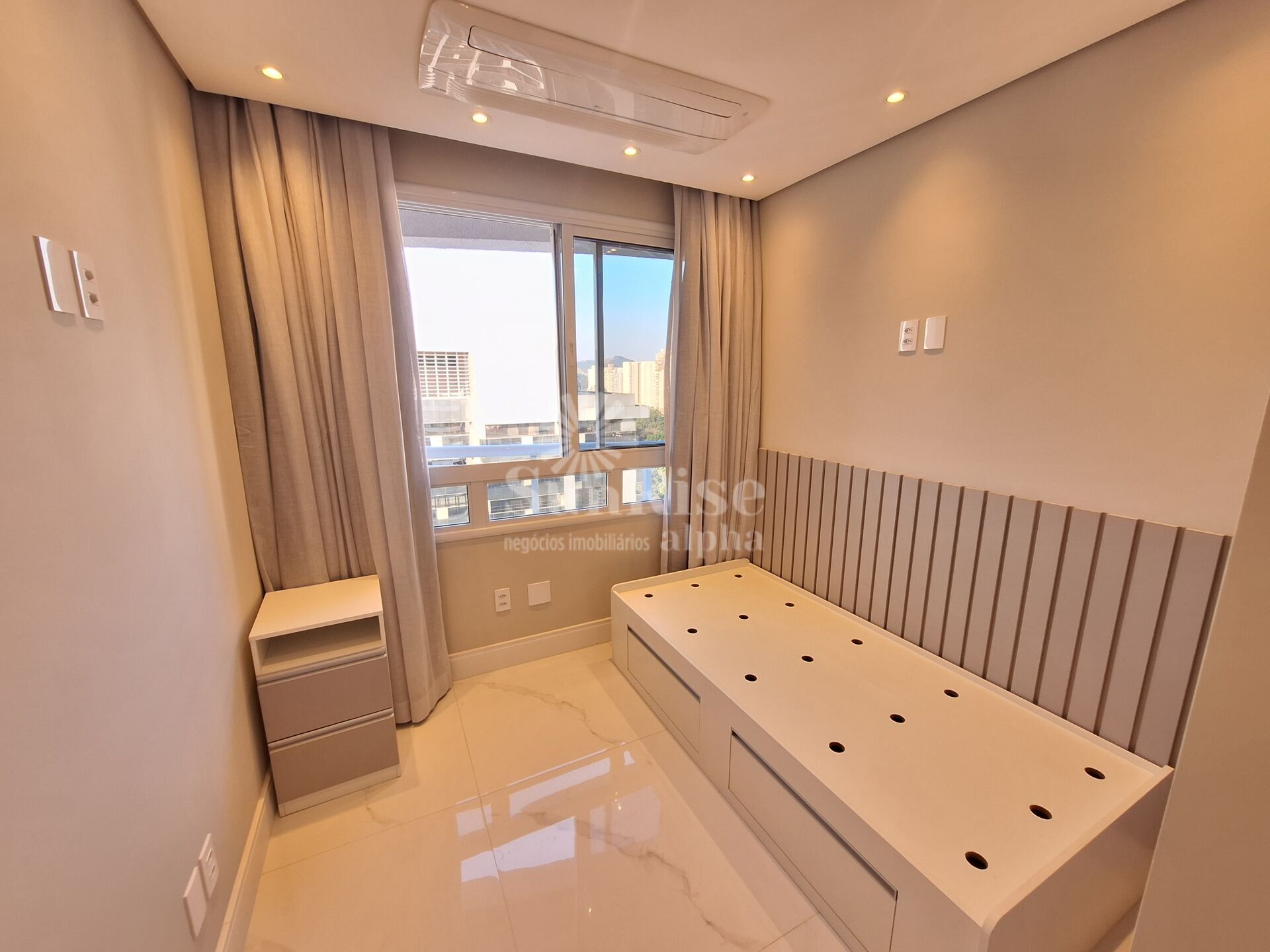 Apartamento para alugar com 2 quartos, 89m² - Foto 26