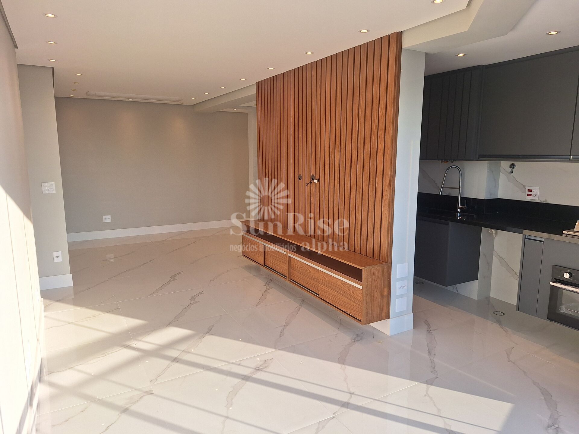 Apartamento para alugar com 2 quartos, 89m² - Foto 9