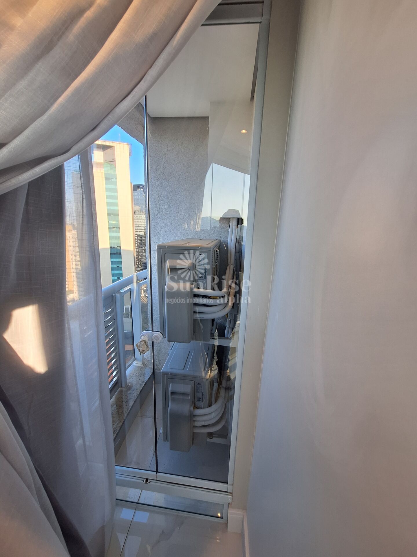 Apartamento para alugar com 2 quartos, 89m² - Foto 20