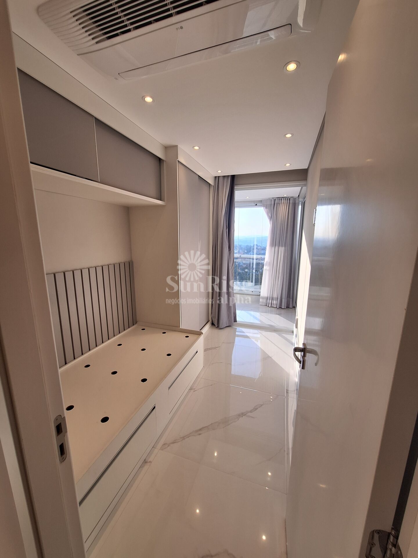 Apartamento para alugar com 2 quartos, 89m² - Foto 17