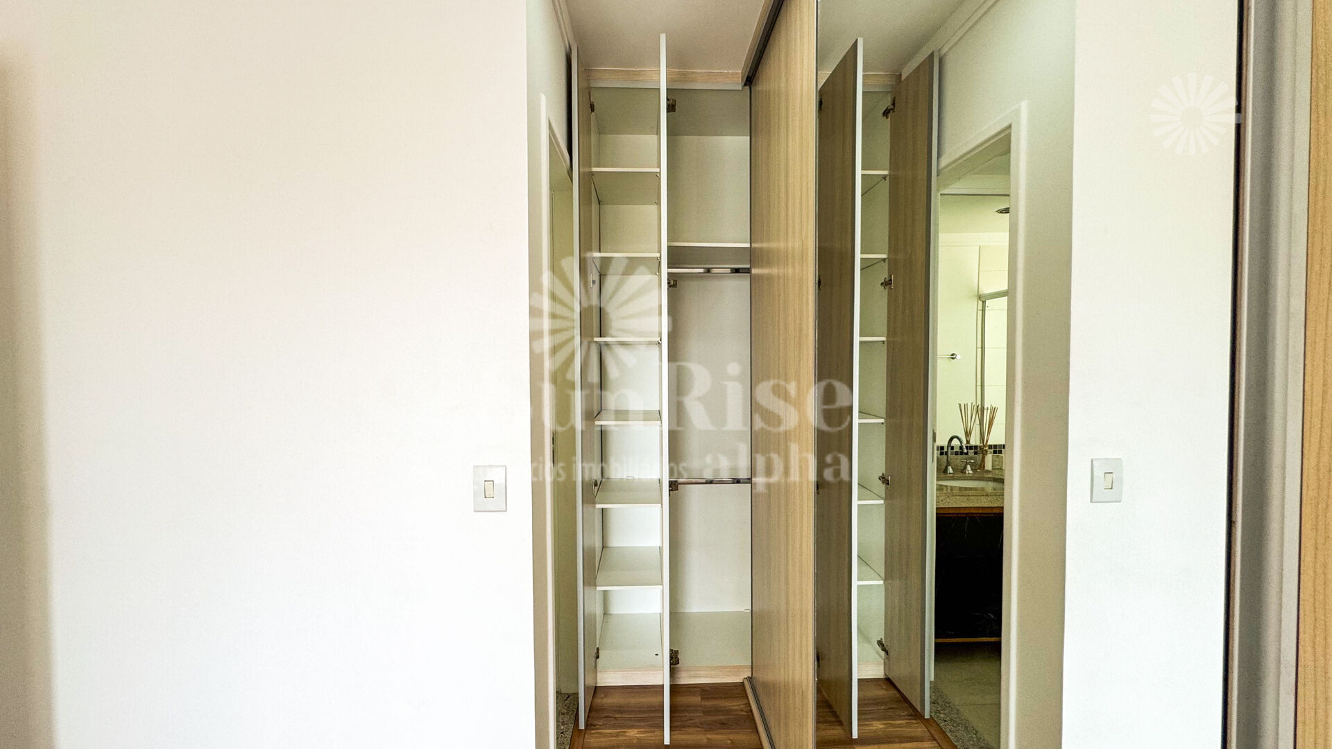 Apartamento para alugar com 2 quartos, 89m² - Foto 40