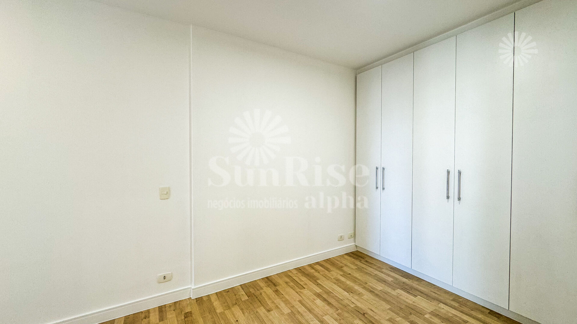 Apartamento para alugar com 3 quartos, 82m² - Foto 2