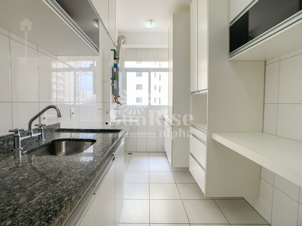 Apartamento para alugar com 3 quartos, 84m² - Foto 2