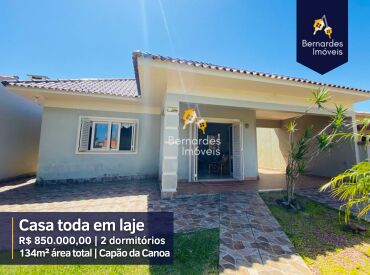 Linda casa toda em laje com 134m² em Capão da Canoa