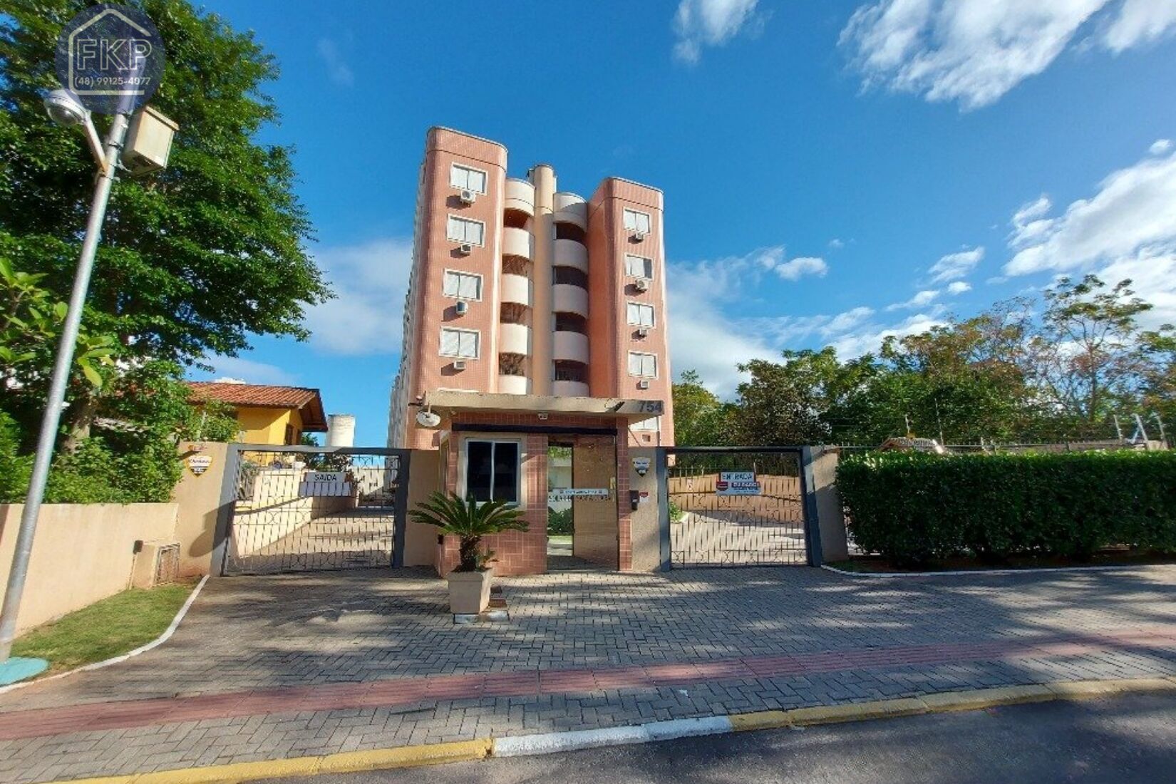 Apartamento à venda com 3 quartos, 83m² - Foto 25
