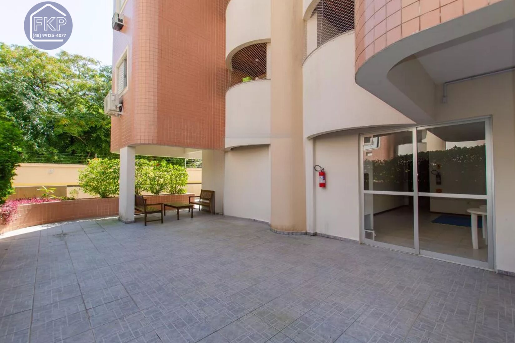 Apartamento à venda com 3 quartos, 83m² - Foto 33