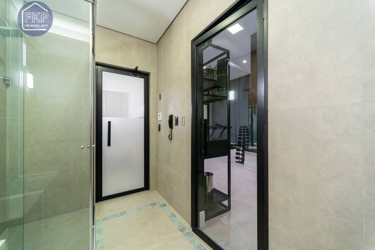 Apartamento para alugar com 4 quartos, 137m² - Foto 55