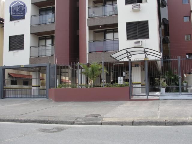 Apartamento à venda com 2 quartos, 67m² - Foto 20