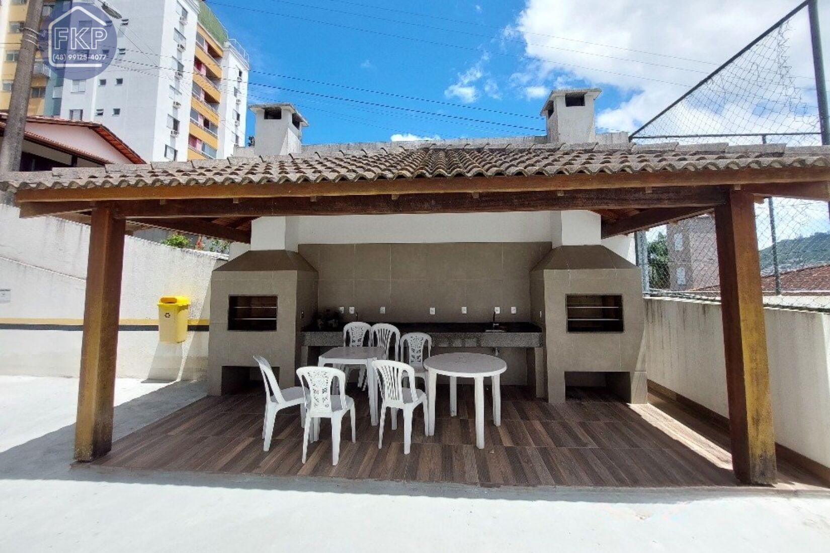 Apartamento à venda com 3 quartos, 80m² - Foto 28