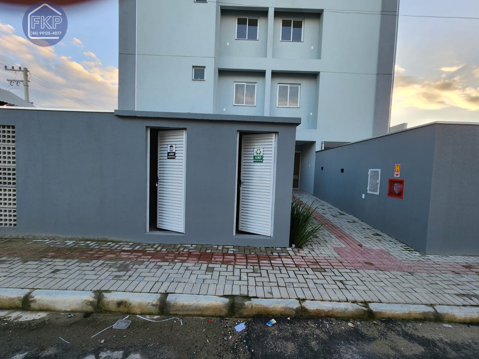 Apartamento à venda com 2 quartos, 61m² - Foto 22