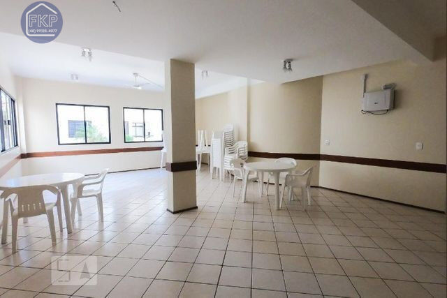 Apartamento à venda com 2 quartos, 65m² - Foto 34