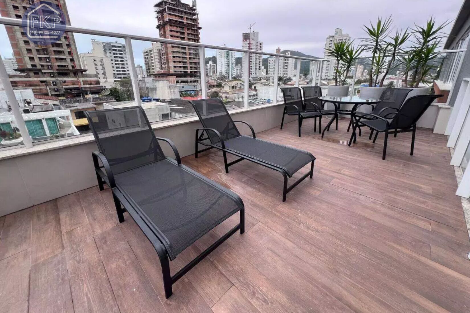 Apartamento à venda com 2 quartos, 56m² - Foto 23