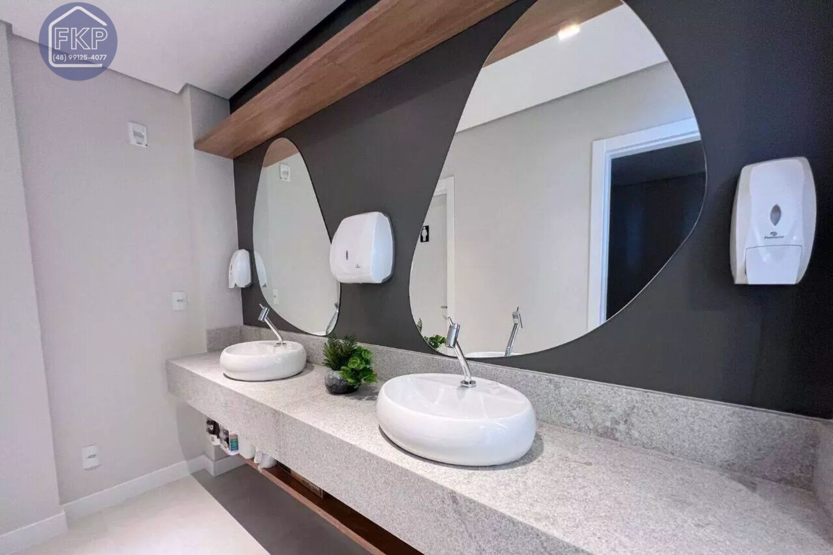 Apartamento à venda com 2 quartos, 56m² - Foto 32
