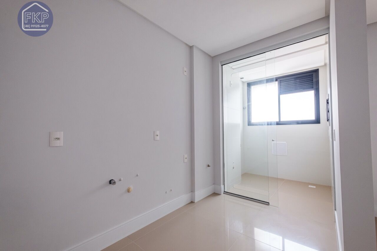 Apartamento à venda com 2 quartos, 79m² - Foto 7