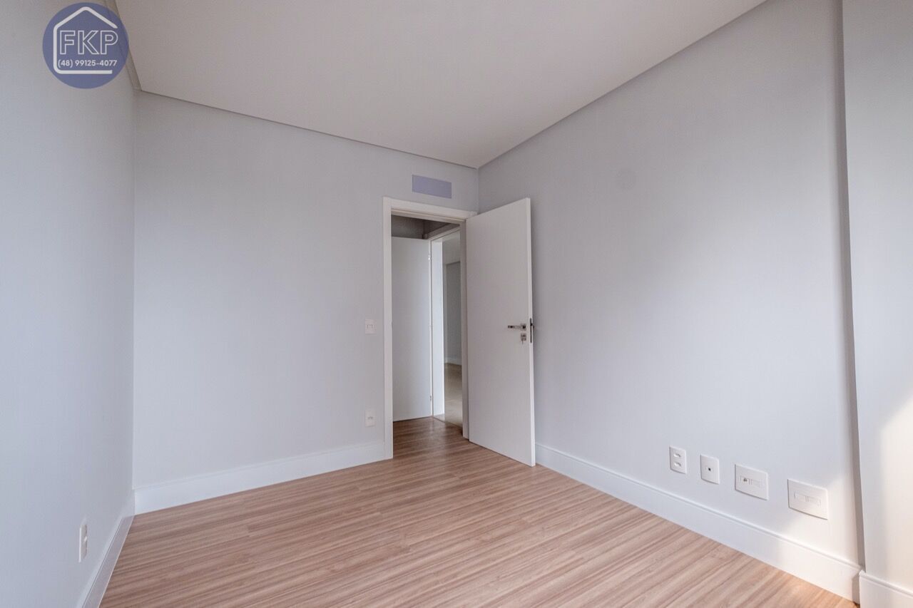 Apartamento à venda com 2 quartos, 79m² - Foto 14