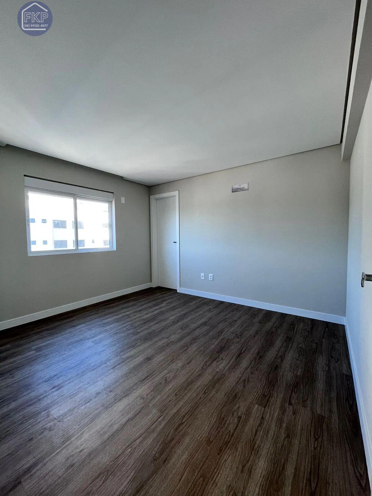 Apartamento à venda com 3 quartos, 93m² - Foto 9