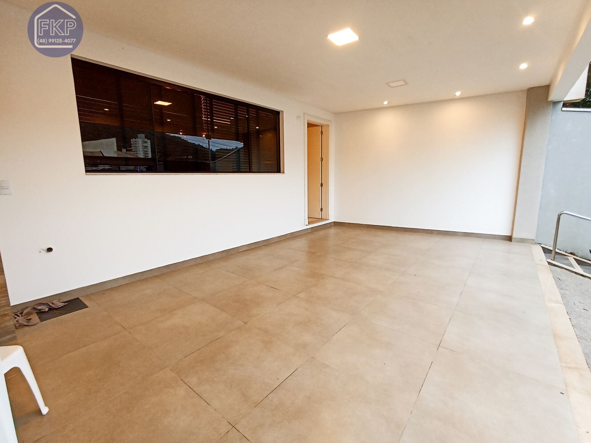 Casa à venda com 3 quartos, 160m² - Foto 7