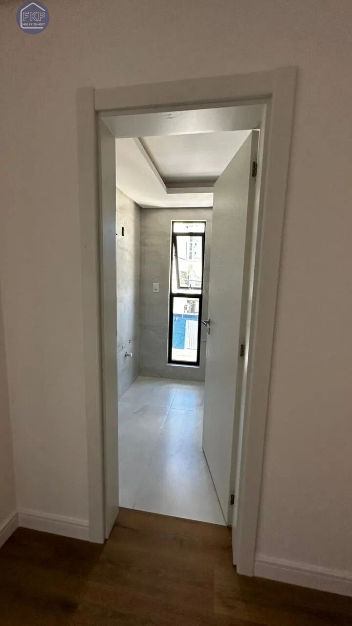 Casa à venda com 3 quartos, 226m² - Foto 21