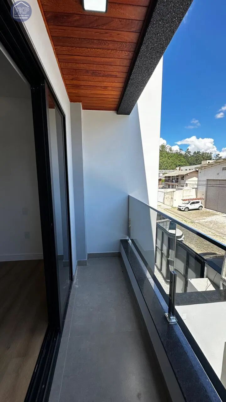 Casa à venda com 3 quartos, 226m² - Foto 17