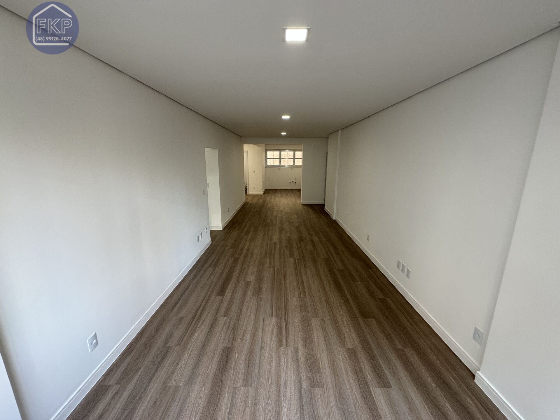 Apartamento à venda com 3 quartos, 111m² - Foto 1