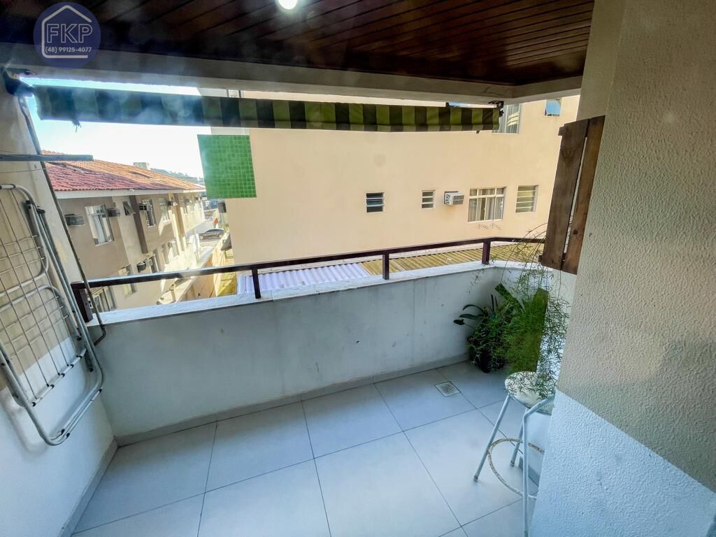 Apartamento à venda com 2 quartos, 75m² - Foto 8