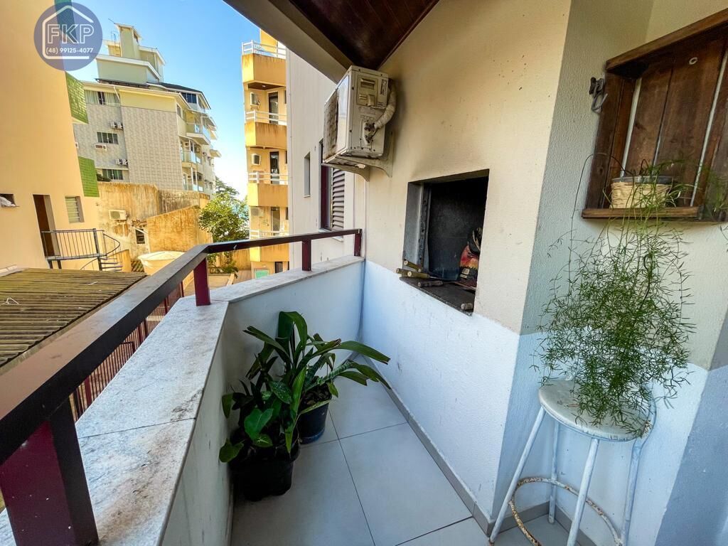 Apartamento à venda com 2 quartos, 75m² - Foto 10