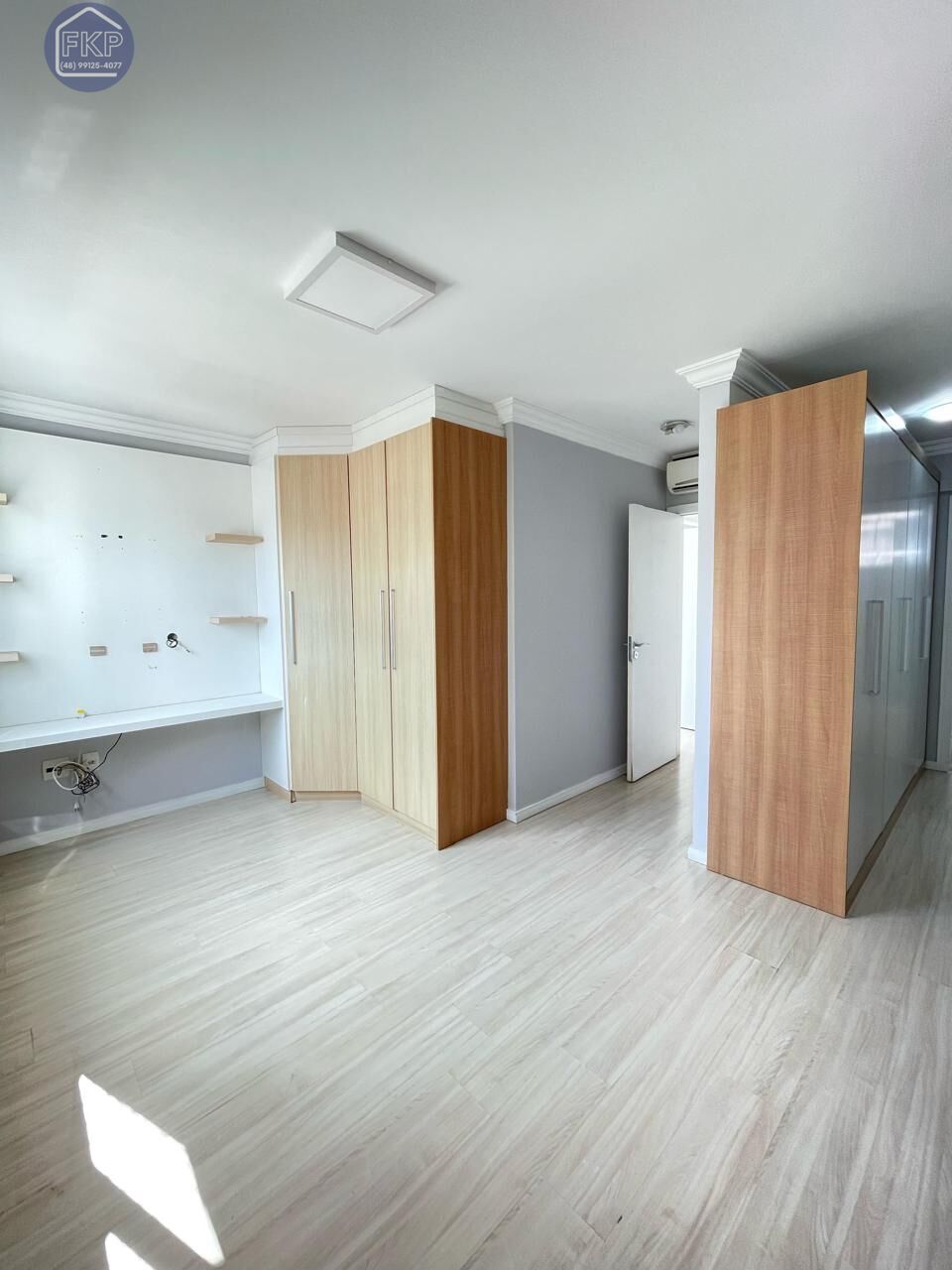 Apartamento para alugar com 3 quartos, 134m² - Foto 11
