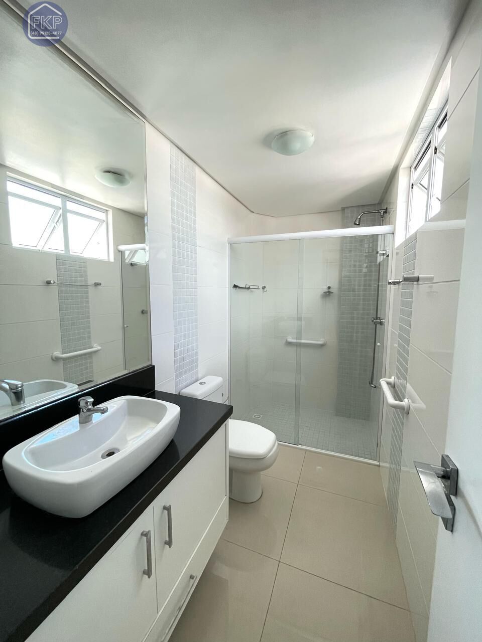 Apartamento para alugar com 3 quartos, 134m² - Foto 13