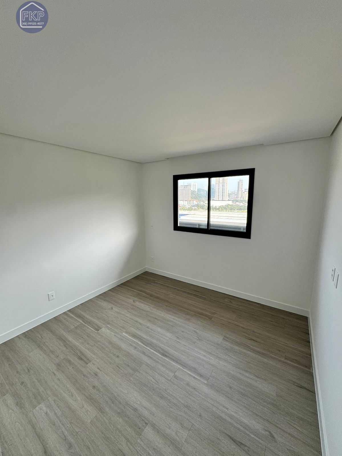 Apartamento à venda com 2 quartos, 76m² - Foto 7