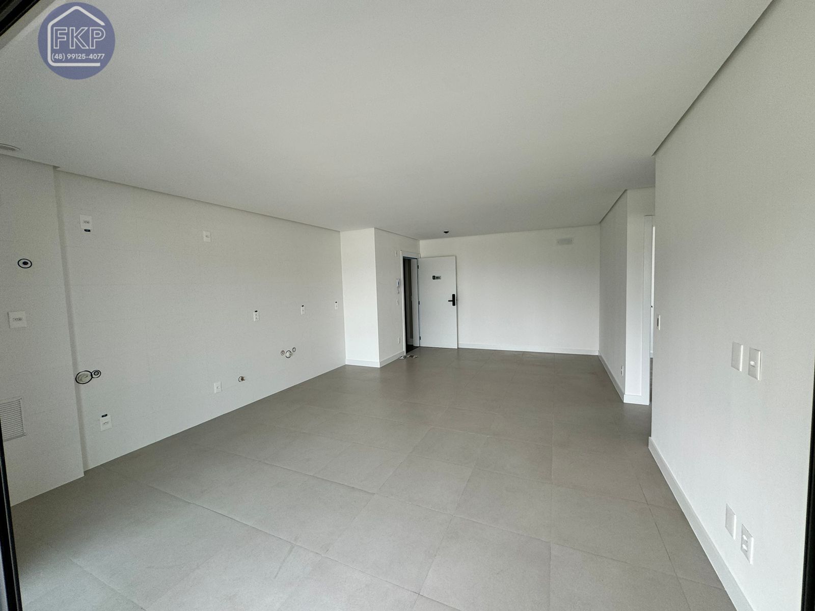 Apartamento à venda com 2 quartos, 76m² - Foto 4