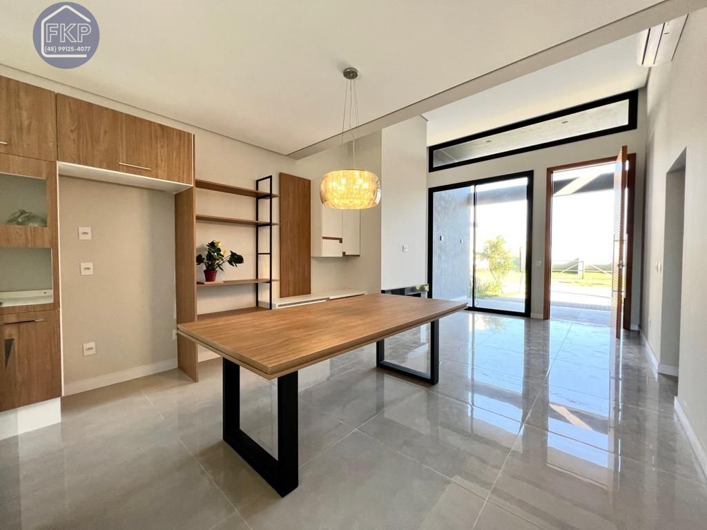 Casa à venda com 4 quartos, 150m² - Foto 7