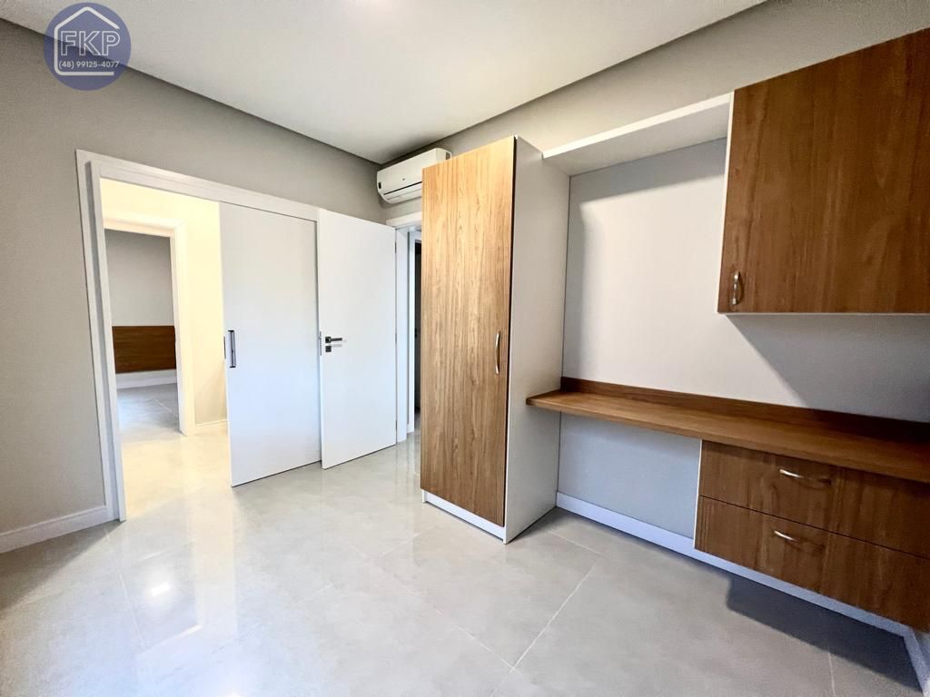 Casa à venda com 4 quartos, 150m² - Foto 19