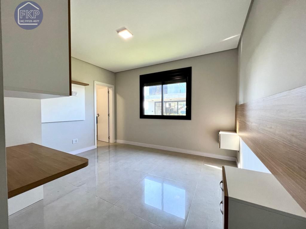 Casa à venda com 4 quartos, 150m² - Foto 22