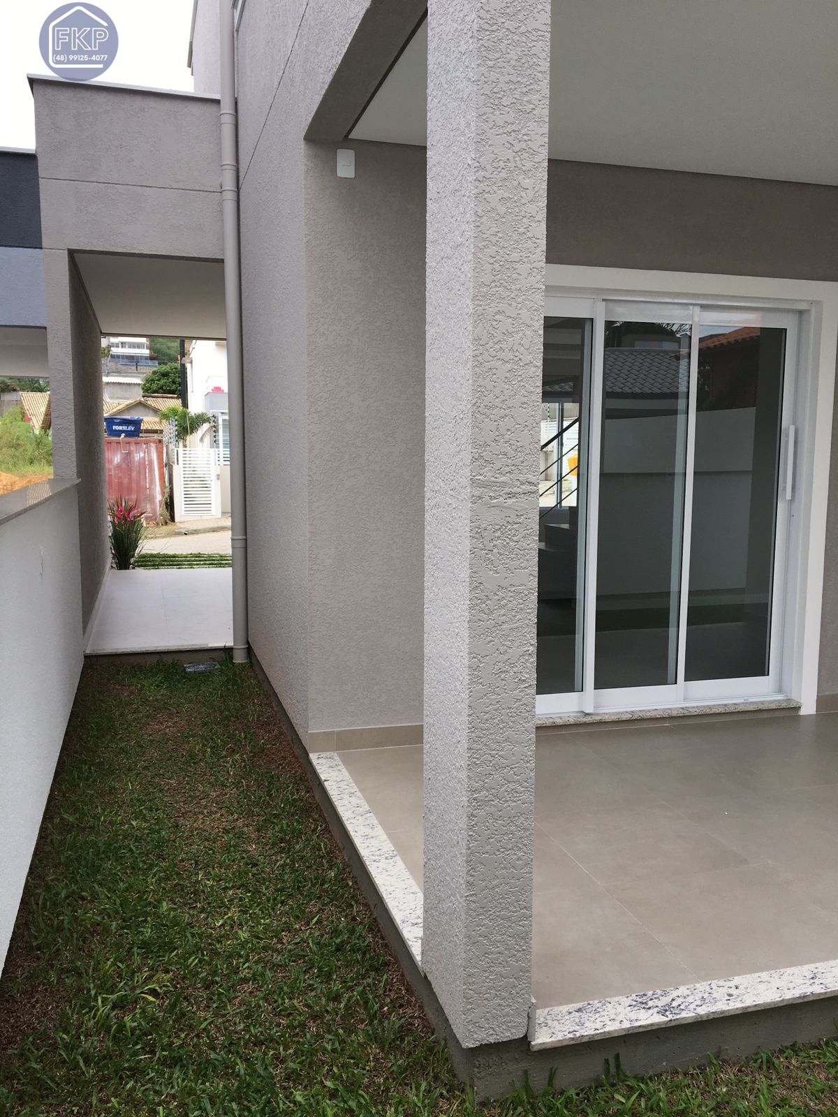 Casa à venda com 3 quartos, 130m² - Foto 12