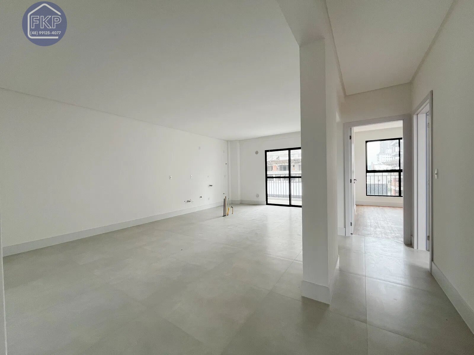 Apartamento à venda com 3 quartos, 89m² - Foto 4