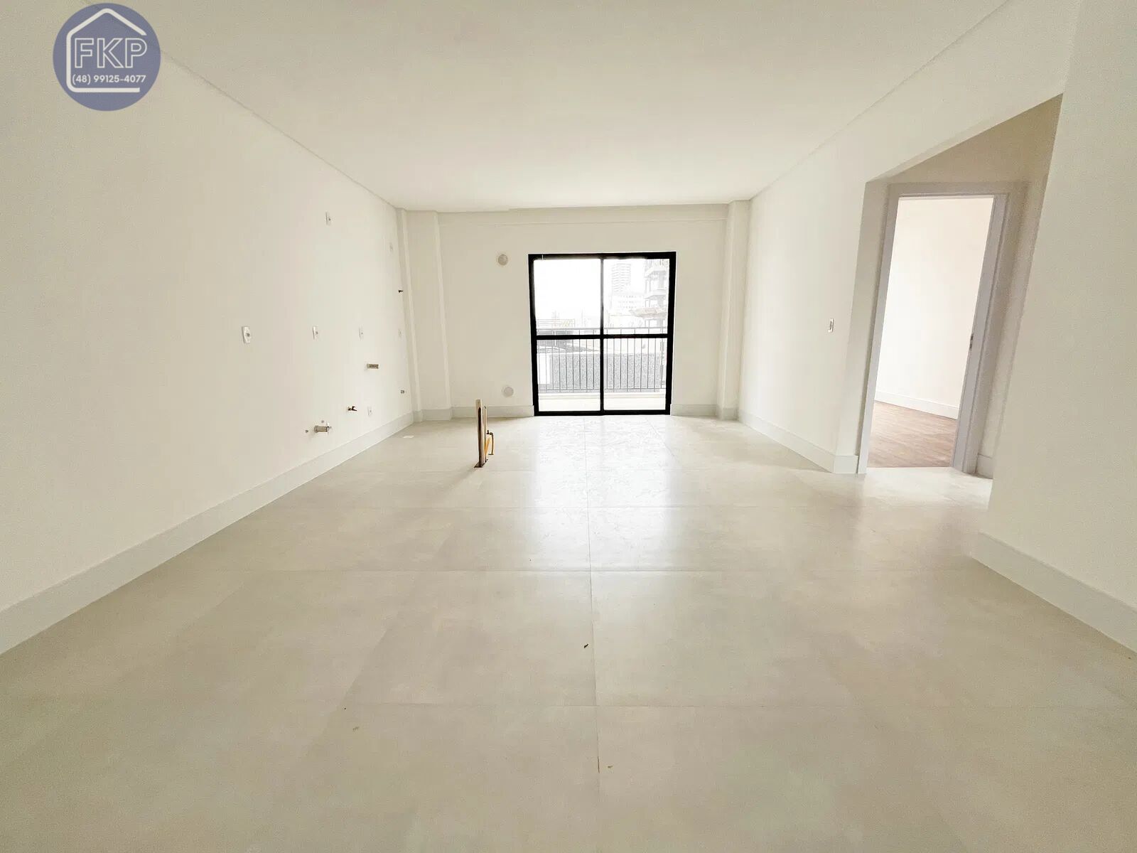 Apartamento à venda com 3 quartos, 89m² - Foto 1