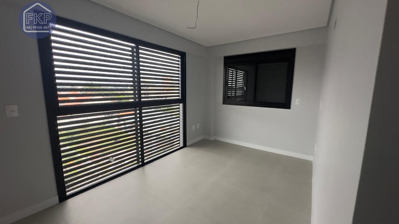 Apartamento à venda com 3 quartos, 91m² - Foto 17