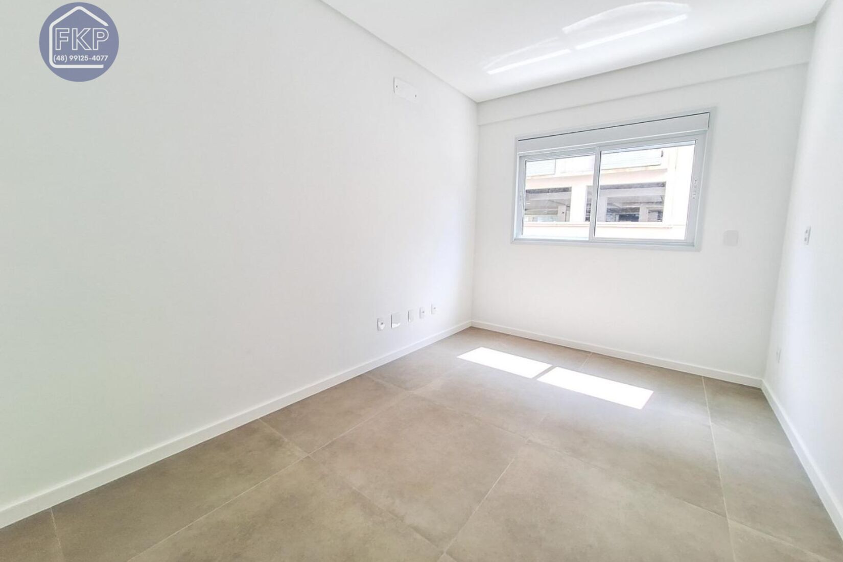 Apartamento à venda com 2 quartos, 67m² - Foto 11