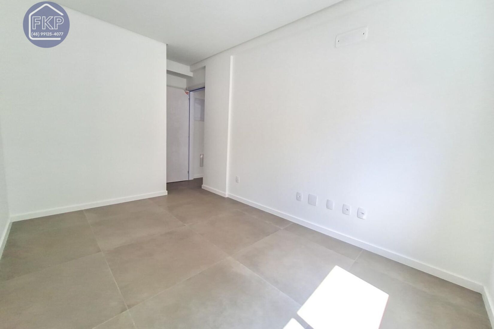 Apartamento à venda com 2 quartos, 67m² - Foto 14