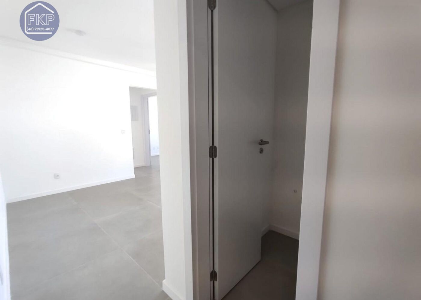 Apartamento à venda com 2 quartos, 67m² - Foto 6