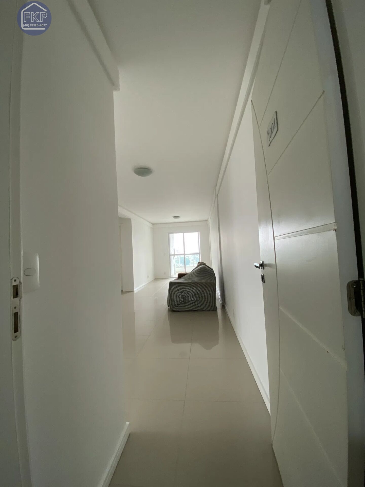 Apartamento à venda com 2 quartos, 76m² - Foto 4