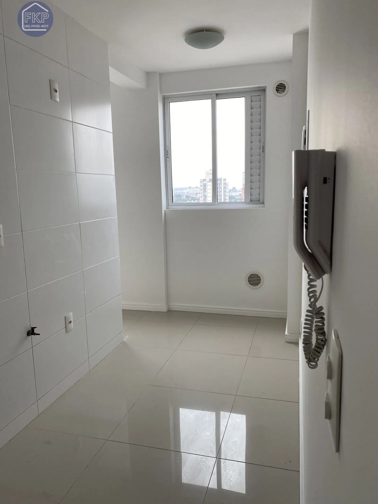 Apartamento à venda com 2 quartos, 76m² - Foto 10